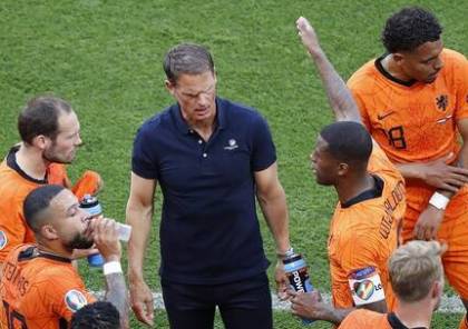 استقالة مدرب "الطواحين" الهولندية بعد الخروج المخيب من بطولة أمم أوروبا