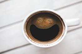 دراسة مفاجئة : شرب القهوة يمكن أن يقلل من خطر صحي مقلق!