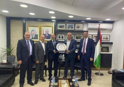 وزير الشؤون المدنية يلتقي ملتقى رجال الاعمال الفلسطيني