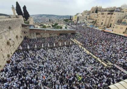 عشرات الآلاف من المستوطنين يستبيحون الاقصى والبراق في ثالث ايام "الفصح اليهودي"