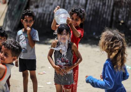 حرارة الصيف تضاعف معاناة سكان غزة في ظل انقطاع الكهرباء