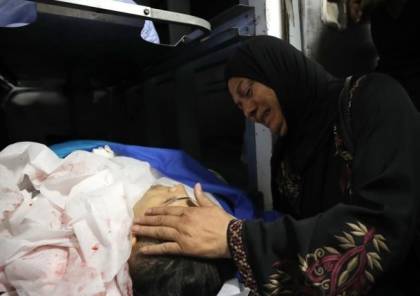 الاف الفلسطينيين يشيعون جثمان الشهيد وسيم خليفة في نابلس
