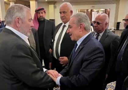  اشتية يقدم واجب العزاء بوفاة رئيس الوزراء الأردني الأسبق