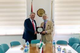 رئيس جامعة القدس يستقبل مدير الوكالة الإيطالية للتعاون الإنمائي بحثًا لسبل التعاون