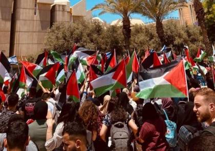 الكنيست يصادق بالقراءة التمهيدية على مشروع قانون يمنع رفع العلم الفلسطيني 