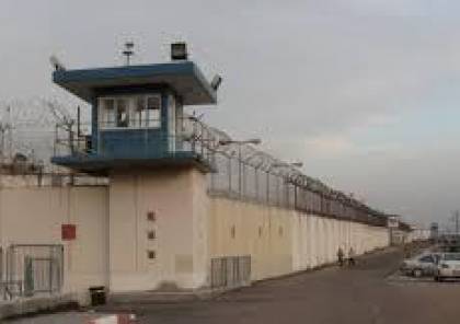 الأسرى في جلبوع ورامون ونفحة يشرعون بخطوات تصعيديه ضد إدارة السجون