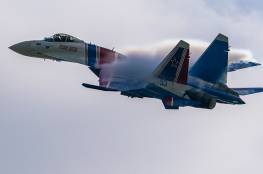 مجلة أمريكية تسأل وتجيب: "سو-35" الروسية أم "F-35" الأمريكية.. أيهما تنتصر عند المواجهة؟