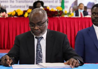 الحكومة السودانية توقع في جوبا اتفاق السلام النهائي مع "الجبهة الثورية"