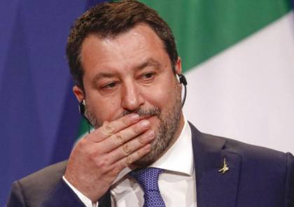 إحالة وزير الداخلية الإيطالي السابق للمحاكمة بسبب احتجاز لاجئين