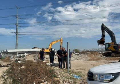 الاحتلال يهدم مبنى قيد الإنشاء في قلنسوة