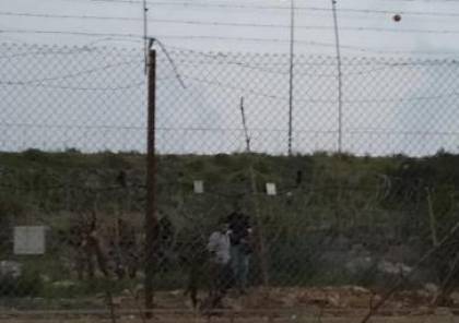 جيش الاحتلال يفتح بوابات الجدار شرق قلقيلية لإدخال عمال