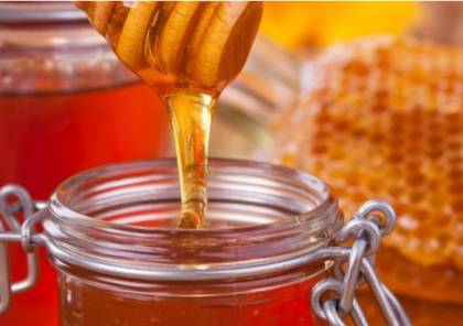 كيف نتحقق من نقاء العسل قبل تناوله؟