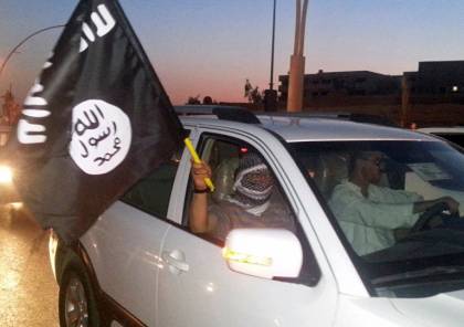 داعش يوزع على عناصره لأول مرة "بطاقة دخول الجنة" 