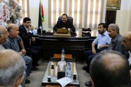 وزير التربية والتعليم يقرر إعادة 313 موظفاً إلى عملهم في قطاع غزة