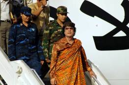 وكالة: جدل جديد بشأن حقيبة فيها 6 ملايين دولار أرسلها القذافي إلى رئيس دولة