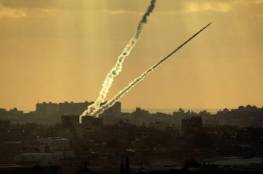 ضباط في جيش الاحتلال: إطلاق الصواريخ يتم بتغاضٍ مقصود من حماس