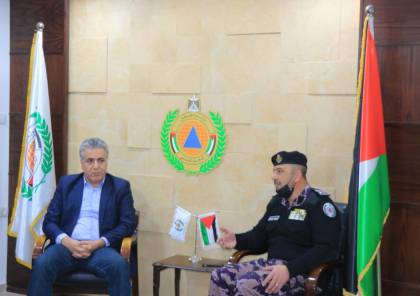 اللواء إياد بركات يلتقي قائد جهاز الدفاع المدني اللواء العبد إبراهيم خليل