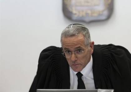 قاضي في المحكمة "العليا" الإسرائيلية يُفلت من هجوم فلسطيني بالضفة