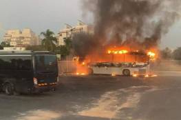 الرملة: حريق ثالث في حافلة للمستوطنين خلال أيام وتحذيرات من الانفجار
