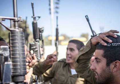 لابيد يهدد "من يرفض التجنيد بالجيش الإسرائيلي".. 