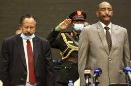 حمدوك والبرهان يوقعان اتفاقاً سياسياً في الخرطوم.. وقوى سودانية تعقب