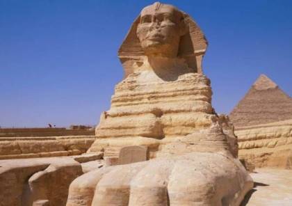 تمثال "بو الهول" يثير ضجة في مصر بعد انتشار فيديو له "نائما".. وخبير يوضح!