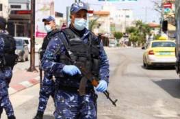 شرطة غزة توقف مواطنين خالفوا إجراءات السلامة ضد فيروس "كورونا"