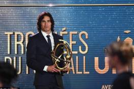 كافاني يتوج بجائزة أفضل لاعب في الدوري الفرنسي