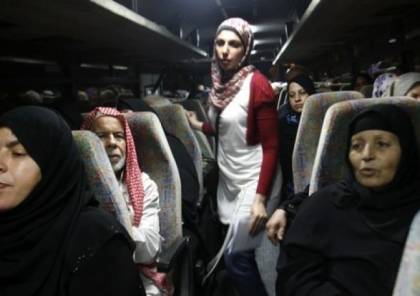 10 من أهالي أسرى غزة يزورون أبناءهم بسجن "نفحة"