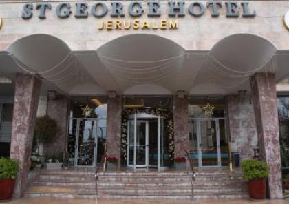 "التجمع المقدسي" يتسلّم فندق سانت جورج لتحويله للحجر الصحي