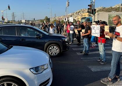 الفريديس: وقفة احتجاجية وإغلاق شارع تنديدا بتقاعس الشرطة وجرائم القتل