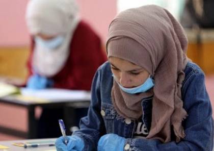 نحو 34 ألف خريج وخريجة يتقدمون لامتحان الوظائف التعليمية بغزة 