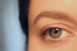 ماذا يحصل للدماغ عند رمش العيون؟