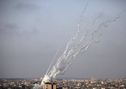  المقاومة تطلق رشقة صواريخ تجريبية نحو بحر غزة