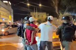 القدس: الاحتلال يعتقل 6 شبان ويحتجز مئات المركبات 