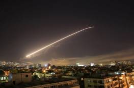  الدفاعات الجوية السورية تتصدى لعدوان إسرائيلي على دمشق (فيديو)