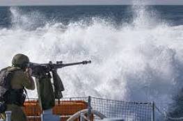 بحرية الاحتلال تهاجم مراكب الصيادين في بحر رفح