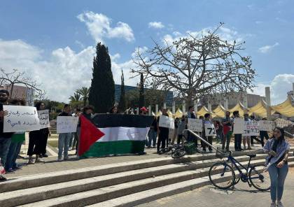 وقفة احتجاجية في جامعة تل أبيب ضد الجريمة وتواطؤ الشرطة 