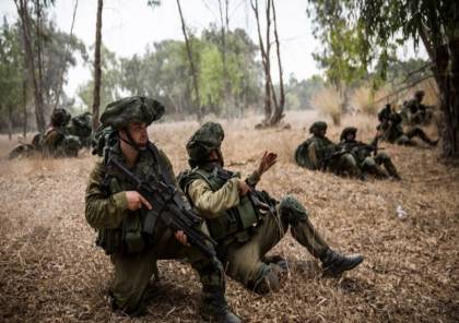 موقع عبري: عزل قائد سرية مدرعات في الجيش الإسرائيلي بعد ارتكابه خطأ فادح