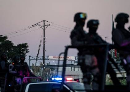 عصابة مكسيكية تخترق سجنا بسيارات وتهرّب 9 سجناء