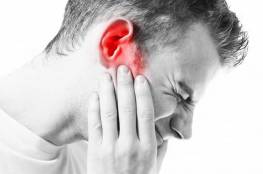 ‫ما أعراض تمزق طبلة الأذن؟