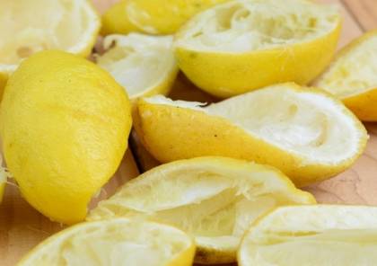 تعرف على الفوائد المذهلة لقشر الليمون !
