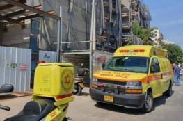إصابة عامل بجروح خطيرة إثر سقوطه عن علو في كفار سابا