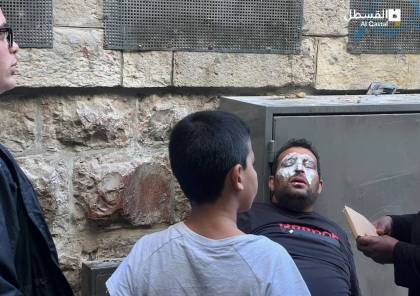 بالفيديو: مستوطنون يعتدون على المواطنين في القدس المحتلة