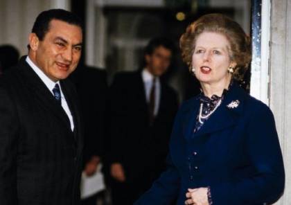 وثائق سرية: حوارات عاصفة بين مبارك والبريطانيين بشأن خفض دعم الفقراء مقابل زيادة المعونات