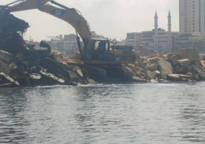 "الأشغال" تنفذ مشروع تعميق حوض ميناء غزة البحري