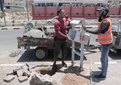 بلدية غزة تُركب 45 حاوية للنفايات في شارعي الرشيد وعمر المختار