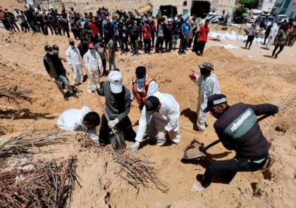 الدفاع المدني بغزة: انتشلنا 392 جثة بمجمع ناصر و58% لم نستطع التعرف عليها