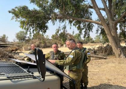 بالصور : كوخافي يصل حدود غزة ويصادق على الخطط الهجومية