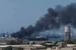 موقع لتعقب السفن يكشف هوية ناقلة النفط التي احترقت في ميناء اللاذقية السوري